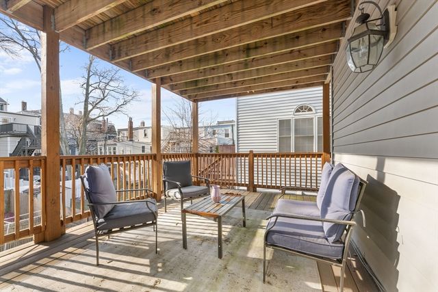 619 E 3rd St 2, Boston, MA 02127