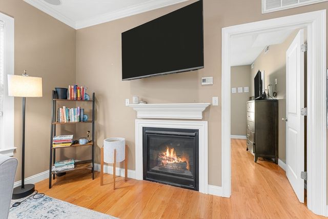 619 E 3rd St 2, Boston, MA 02127