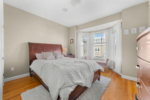 619 E 3rd St 2, Boston, MA 02127