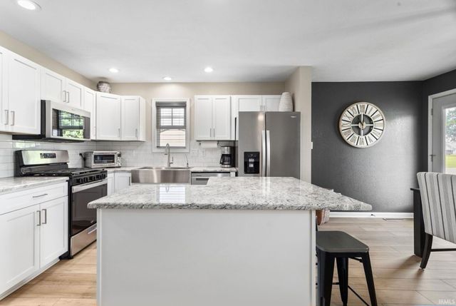 25901 Northland Crossing Drive, Elkhart, IN 46514