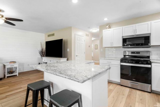 25901 Northland Crossing Drive, Elkhart, IN 46514