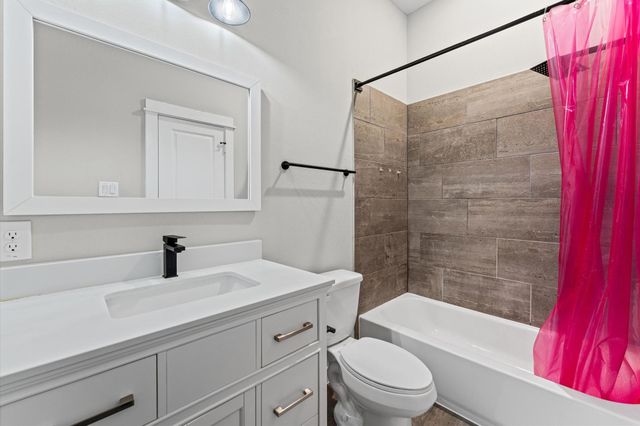 8422 Berry Green Lane, Houston, TX 77022