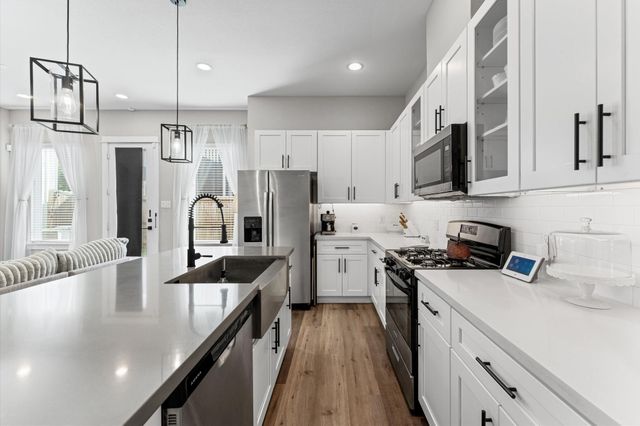 8422 Berry Green Lane, Houston, TX 77022