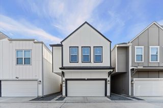 8422 Berry Green Lane, Houston, TX 77022