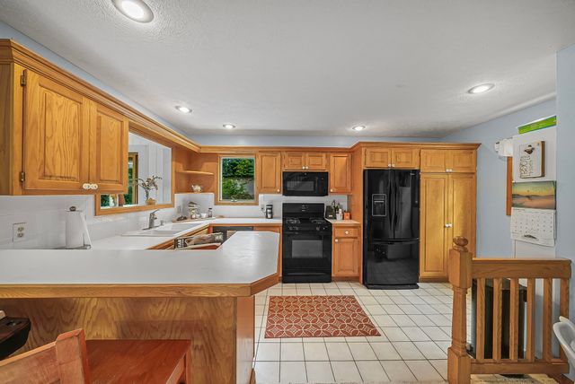 5361 N Manitou Trail, Leland, MI 49654