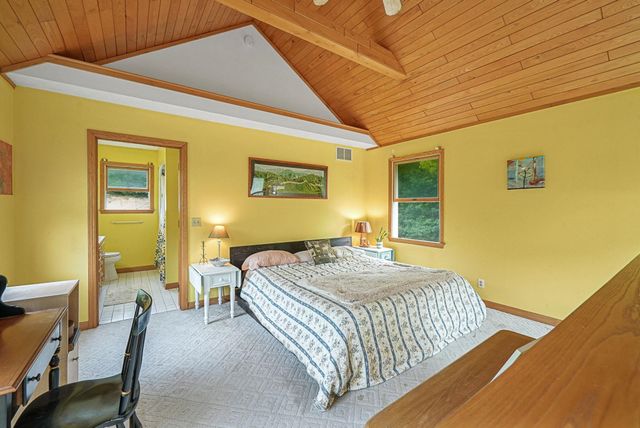 5361 N Manitou Trail, Leland, MI 49654