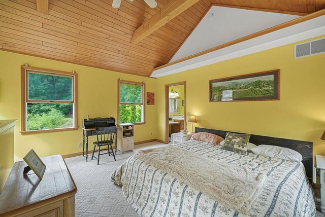 5361 N Manitou Trail, Leland, MI 49654