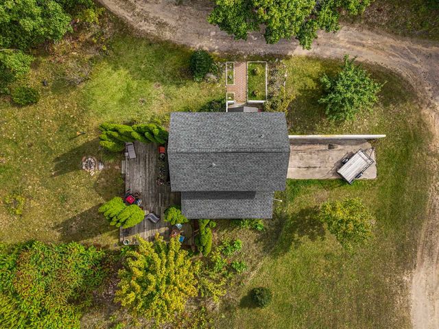 5361 N Manitou Trail, Leland, MI 49654