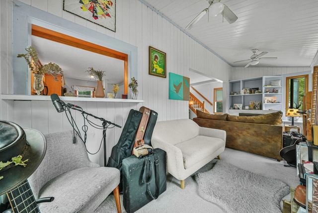 5361 N Manitou Trail, Leland, MI 49654