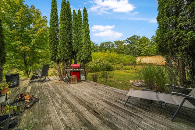 5361 N Manitou Trail, Leland, MI 49654