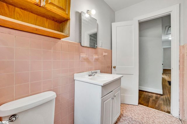 605 Tindal Road, Greenville, SC 29617