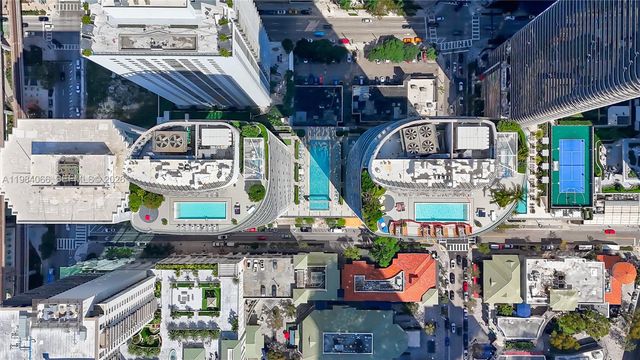 45 SW 9th St 1405, Miami, FL 33130