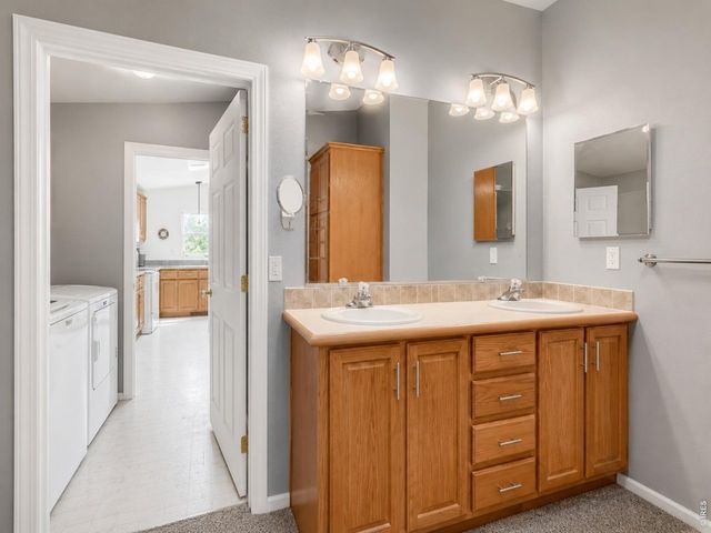 804 Sunchase Dr, Fort Collins, CO 80524