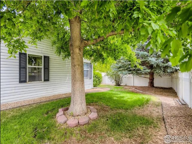 804 Sunchase Dr, Fort Collins, CO 80524