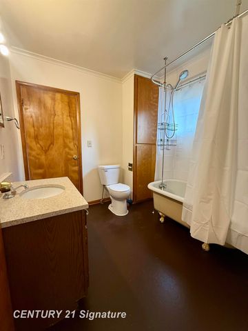 1425 Stephens Street, Saginaw, MI 48602