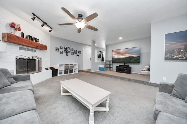 1419 Primrose Street, Conroe, TX 77385