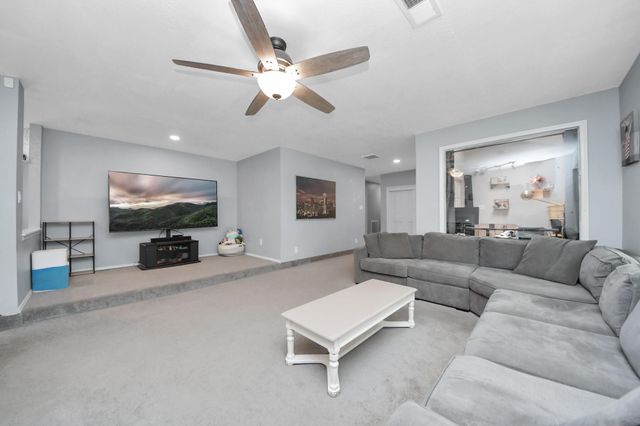 1419 Primrose Street, Conroe, TX 77385
