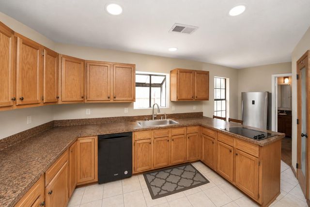 1419 Primrose Street, Conroe, TX 77385