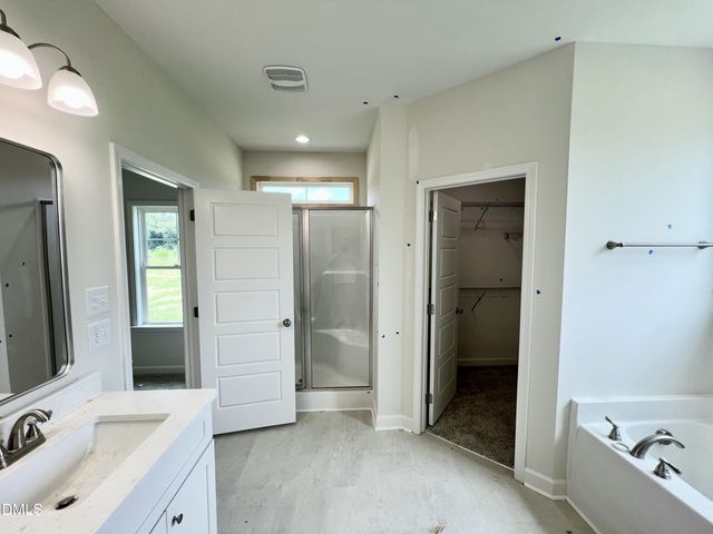 415 Creeks Edge Drive, Pikeville, NC 27863