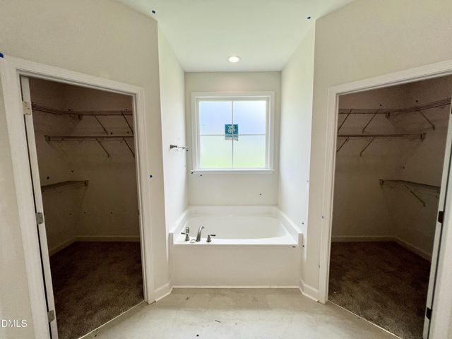 415 Creeks Edge Drive, Pikeville, NC 27863