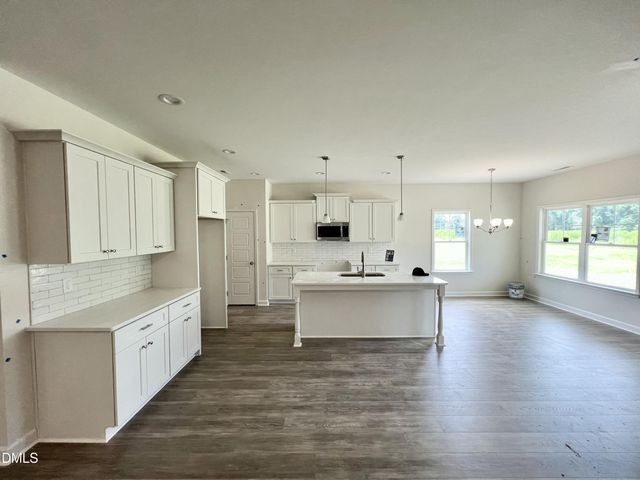 415 Creeks Edge Drive, Pikeville, NC 27863