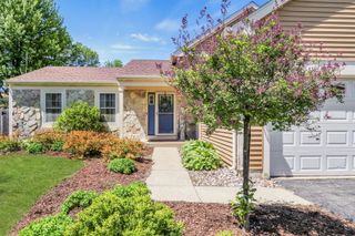 130 Lisk Drive, Hainesville, IL 60030