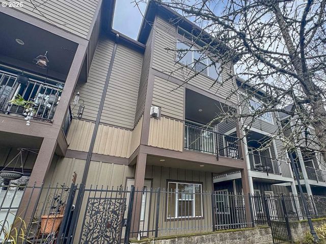 493 Ne LIBERTY Ave, Gresham, OR 97030