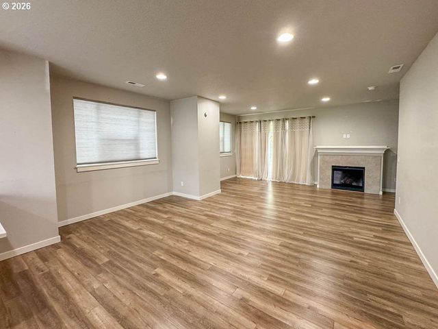 493 Ne LIBERTY Ave, Gresham, OR 97030