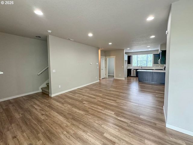 493 Ne LIBERTY Ave, Gresham, OR 97030