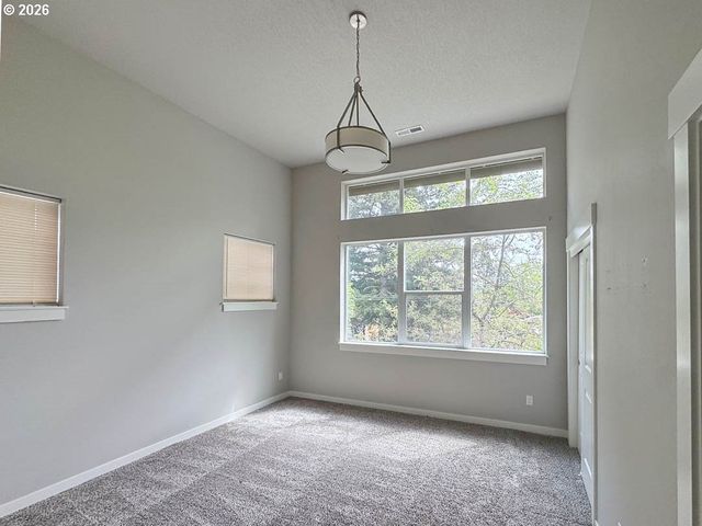 493 Ne LIBERTY Ave, Gresham, OR 97030