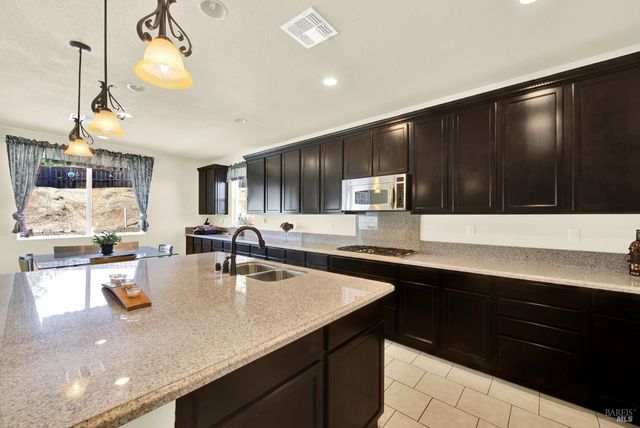 5277 Shumway Pl, Fairfield, CA 94533