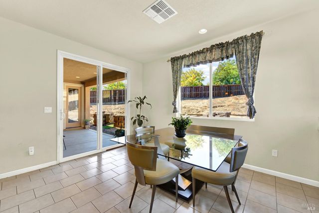 5277 Shumway Pl, Fairfield, CA 94533