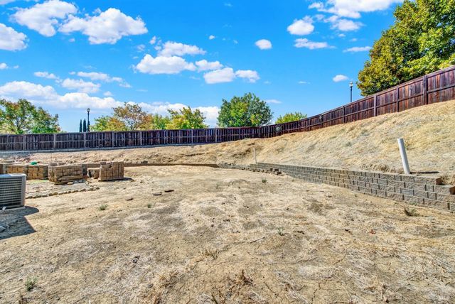 5277 Shumway Pl, Fairfield, CA 94533