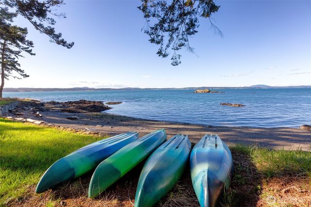 837 Cape Drive, Friday Harbor, WA 98250