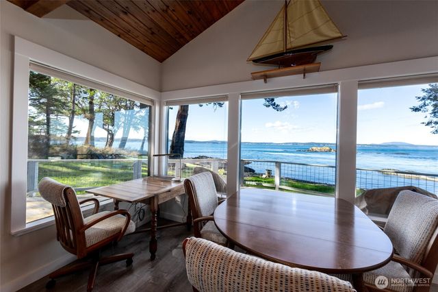 837 Cape Drive, Friday Harbor, WA 98250