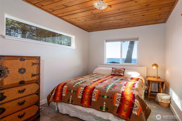 837 Cape Drive, Friday Harbor, WA 98250