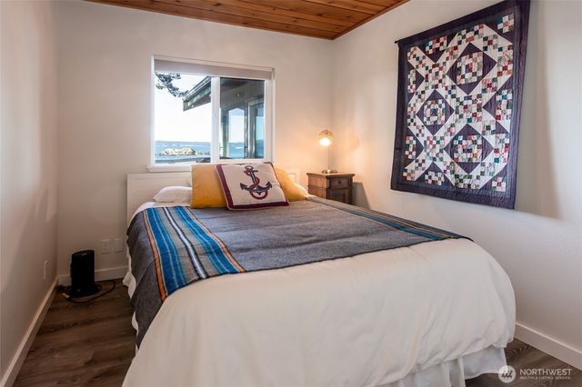 837 Cape Drive, Friday Harbor, WA 98250