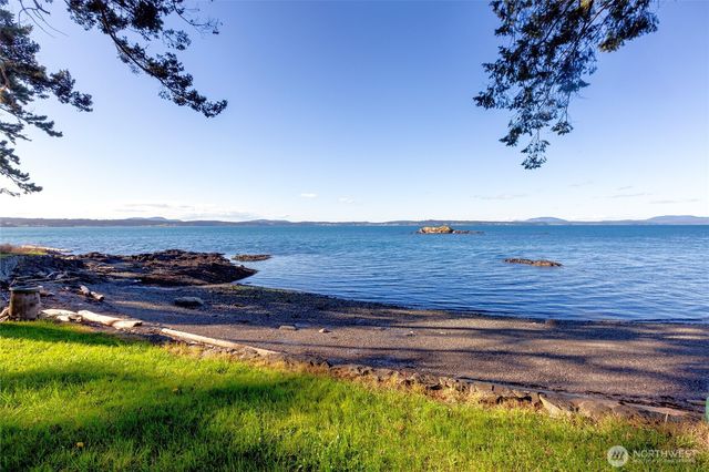 837 Cape Drive, Friday Harbor, WA 98250