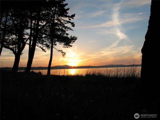 837 Cape Drive, Friday Harbor, WA 98250