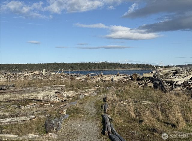 837 Cape Drive, Friday Harbor, WA 98250