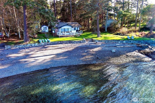 837 Cape Drive, Friday Harbor, WA 98250