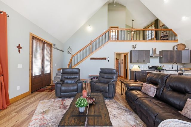 784 Sneaking Creek Drive, Hayesville, NC 28904