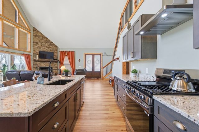 784 Sneaking Creek Drive, Hayesville, NC 28904