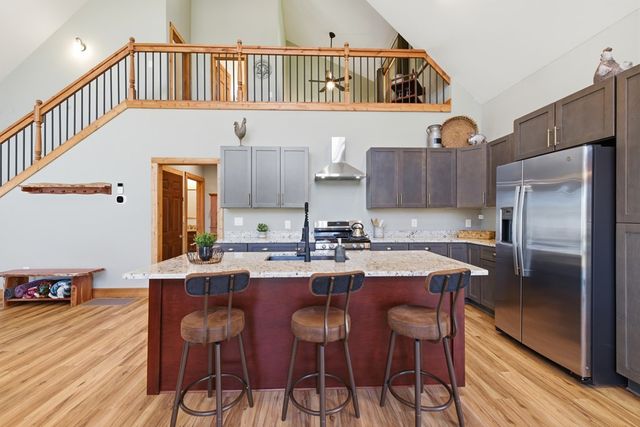 784 Sneaking Creek Drive, Hayesville, NC 28904