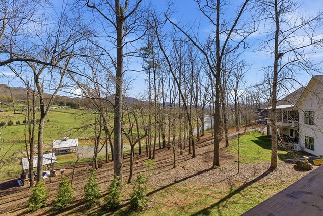784 Sneaking Creek Drive, Hayesville, NC 28904