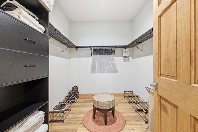 784 Sneaking Creek Drive, Hayesville, NC 28904