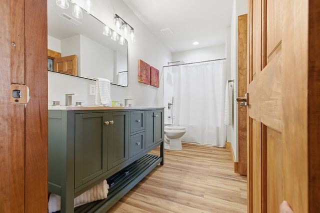 784 Sneaking Creek Drive, Hayesville, NC 28904