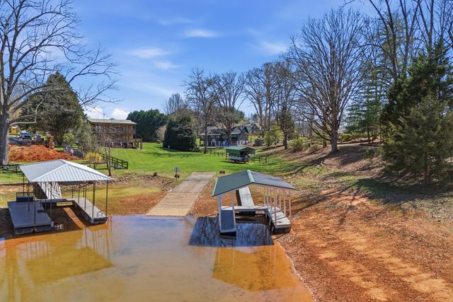 784 Sneaking Creek Drive, Hayesville, NC 28904