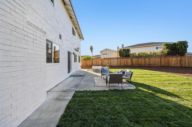 2043 Shellback Place, San Jose, CA 95133