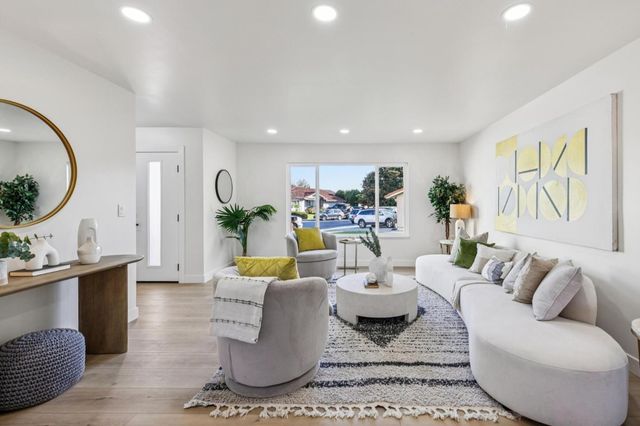 2043 Shellback Place, San Jose, CA 95133
